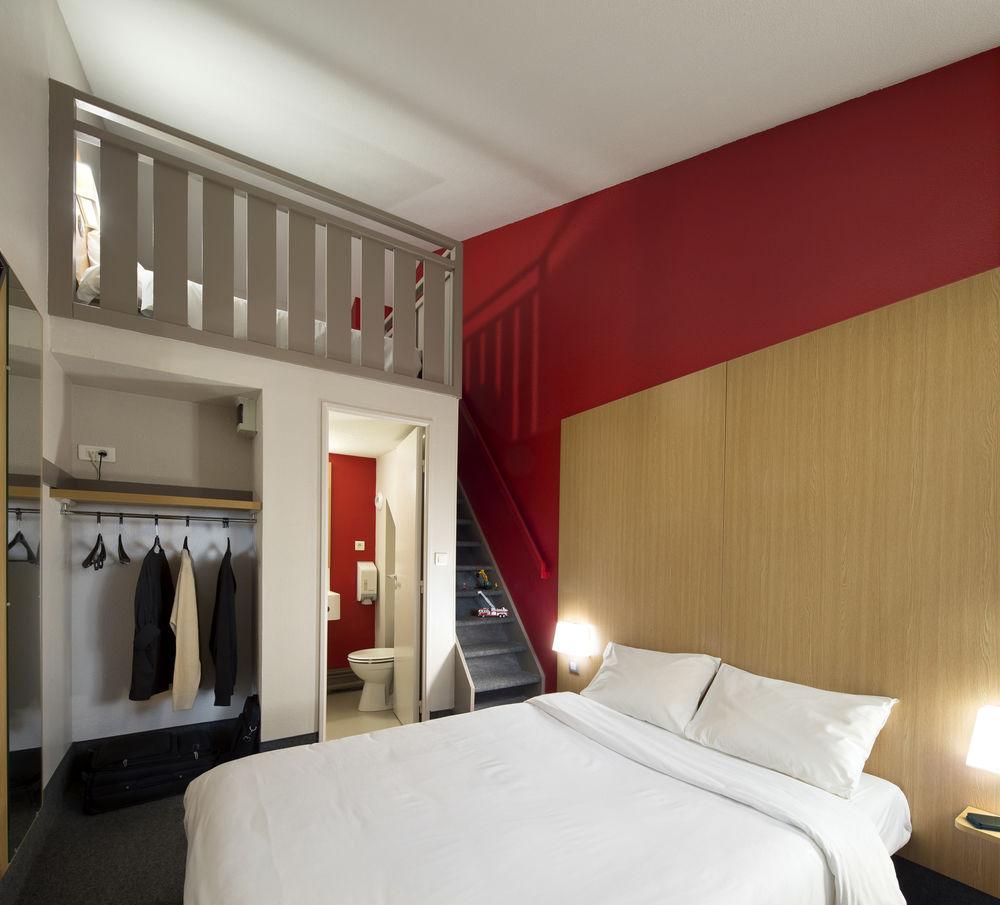 B&B HOTEL Toulouse Cité de l'Espace Mouchotte Exterior foto
