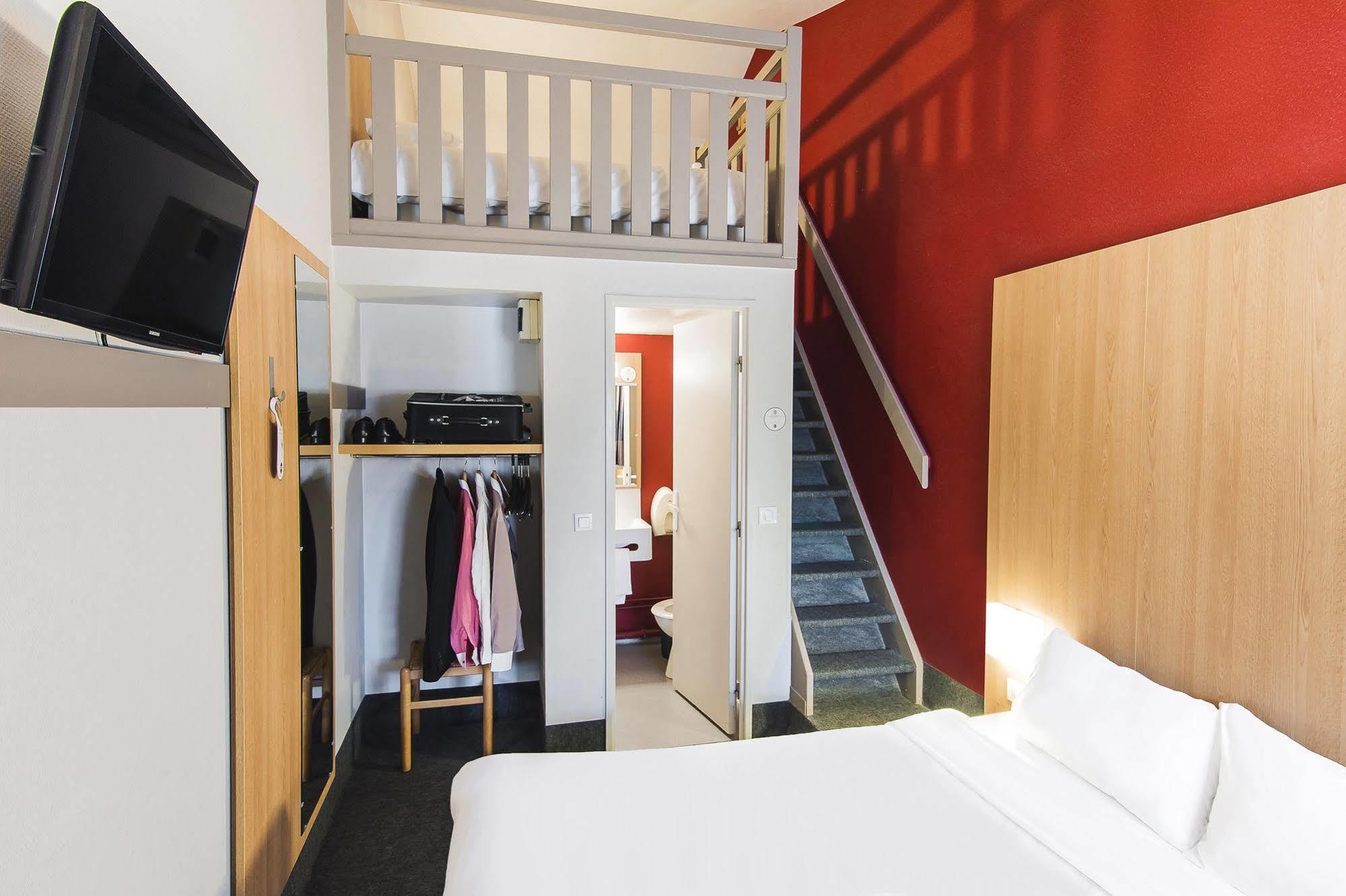 B&B HOTEL Toulouse Cité de l'Espace Mouchotte Exterior foto