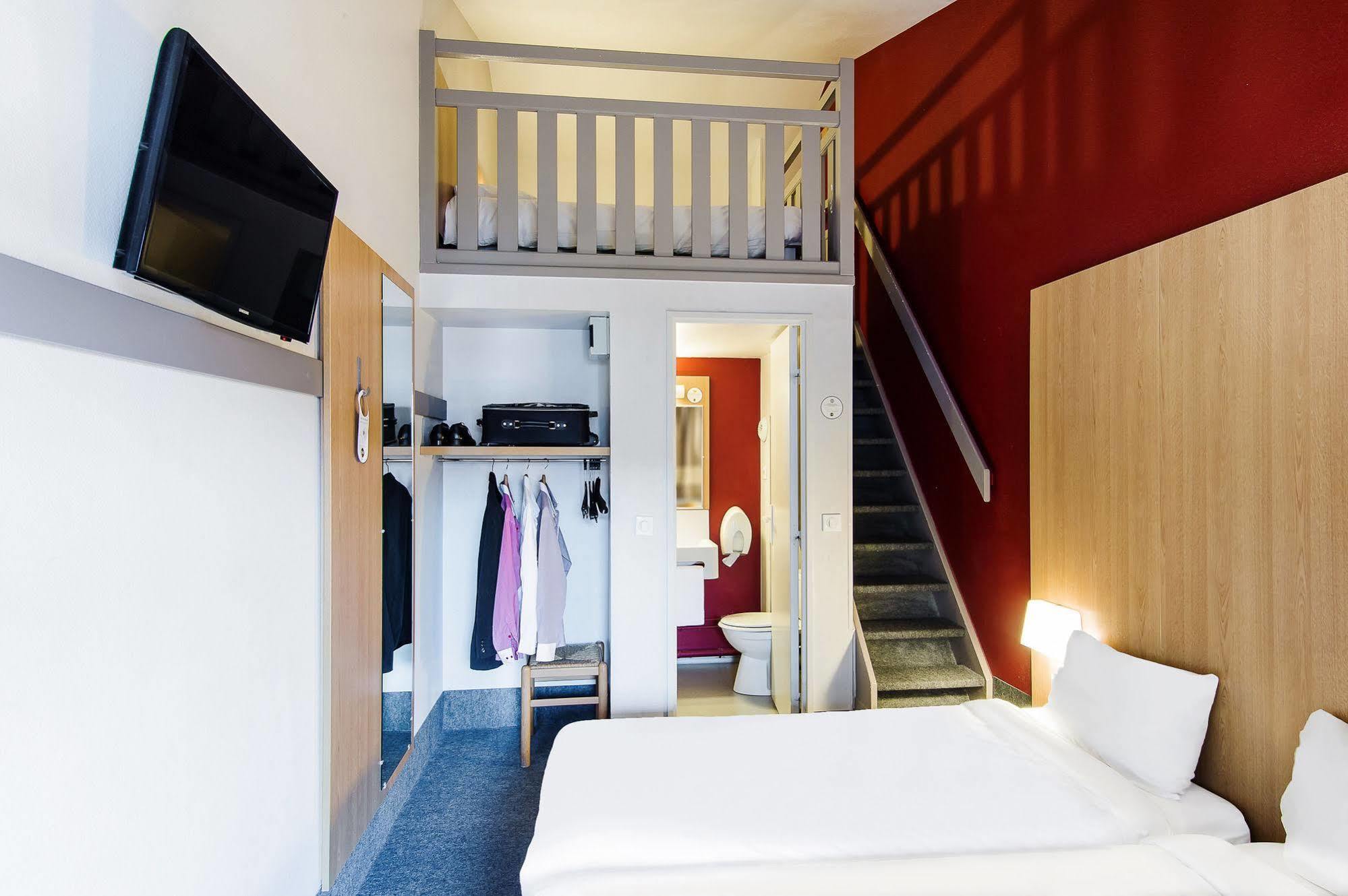 B&B HOTEL Toulouse Cité de l'Espace Mouchotte Exterior foto